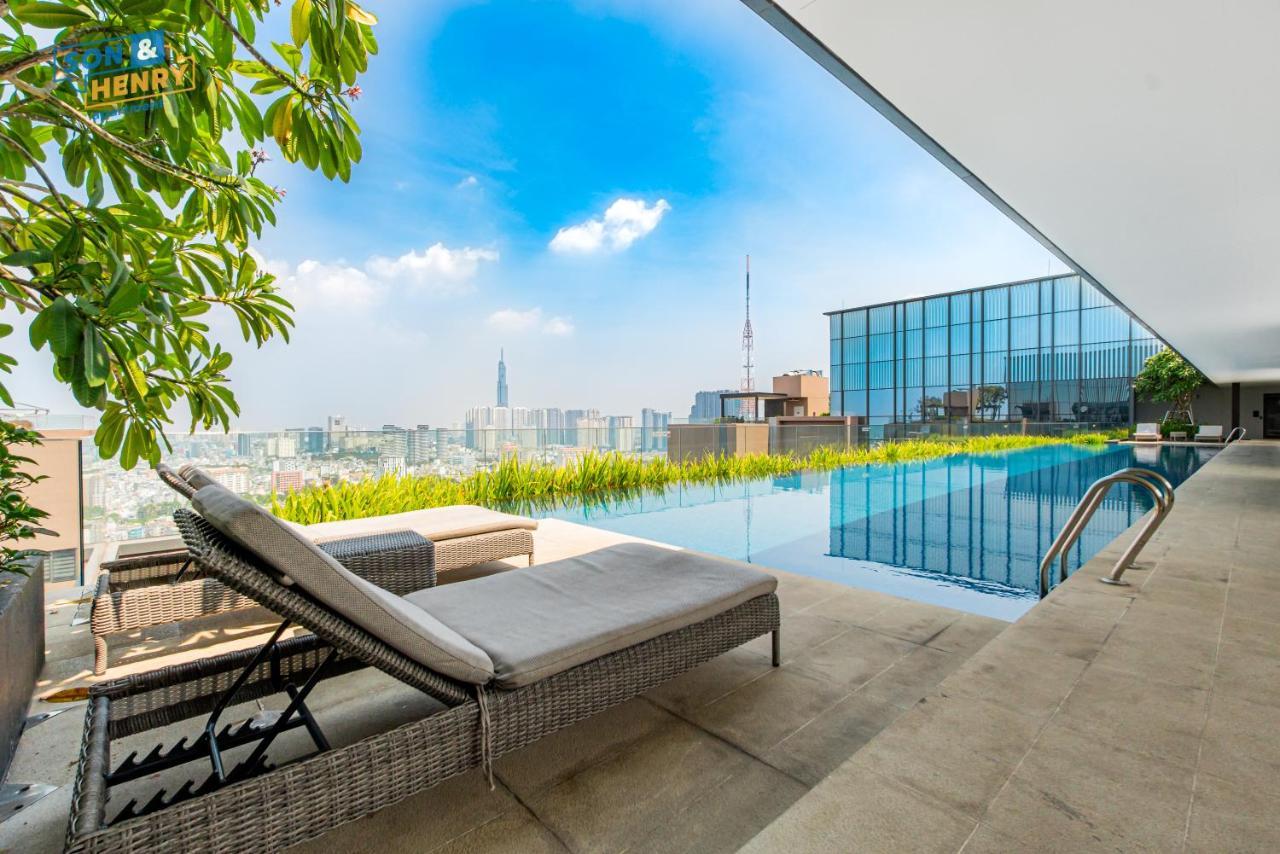 Апартаменты Son&Henry The Marq Luxury Хошимин Экстерьер фото