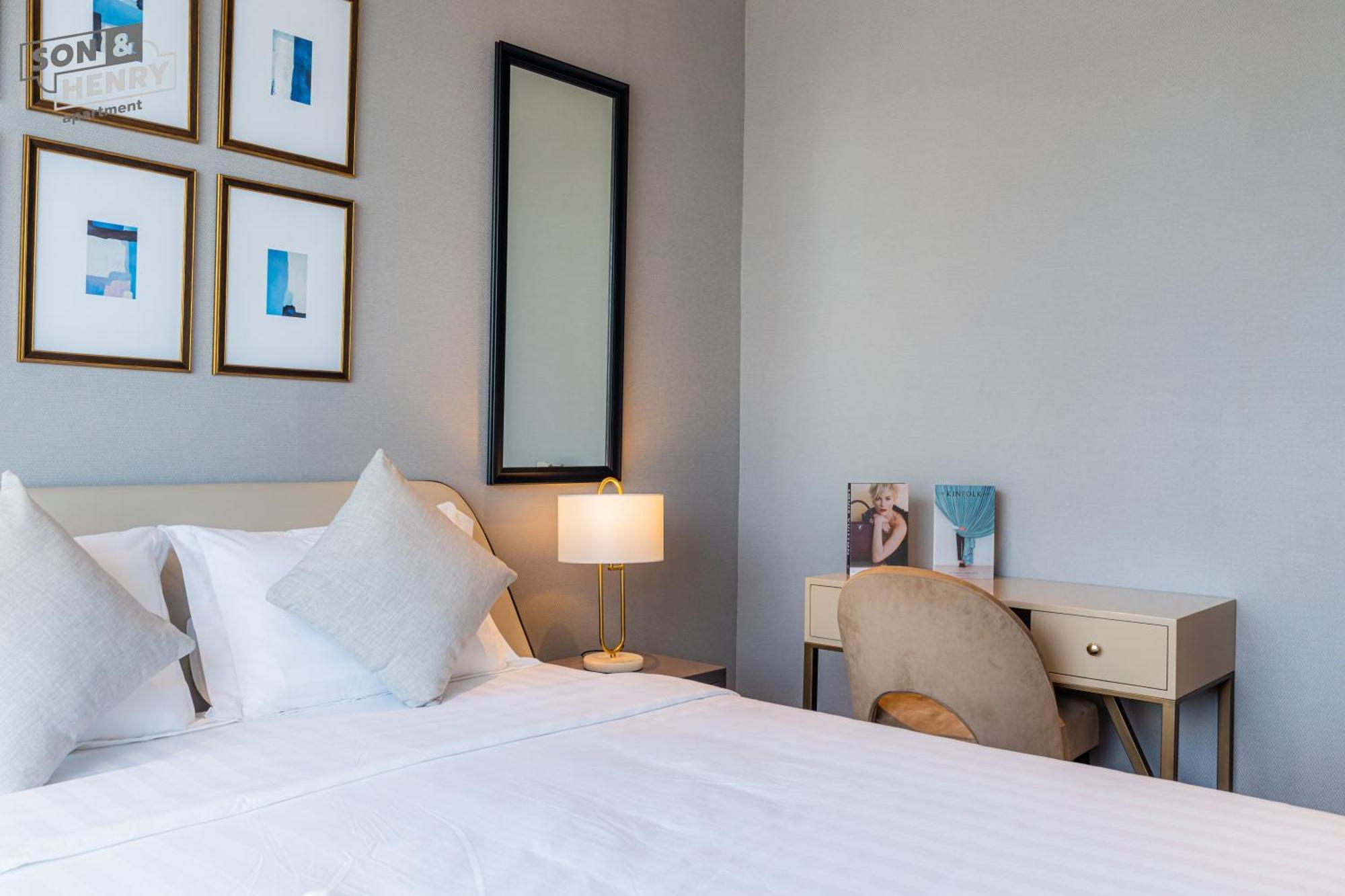 Апартаменты Son&Henry The Marq Luxury Хошимин Экстерьер фото